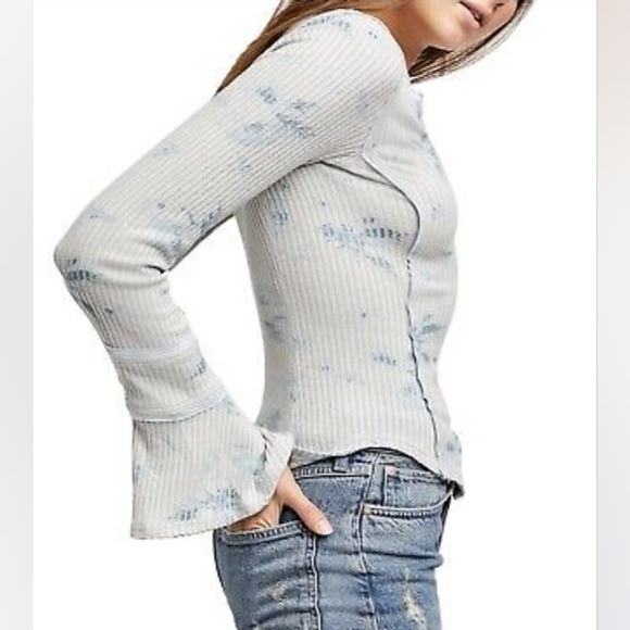 Free People - Layer Me Henley Top With Bell Sleeve And Buttons - Picture 3 of 5